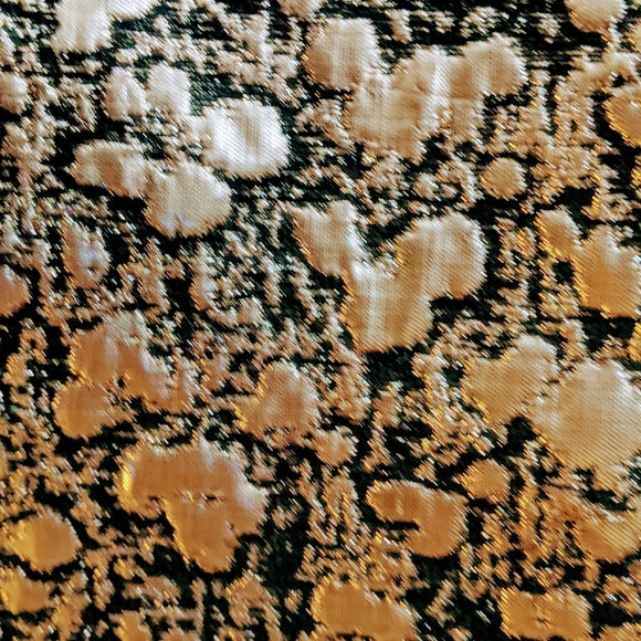 NWT Metallic short skirt - Picture 5 of 5